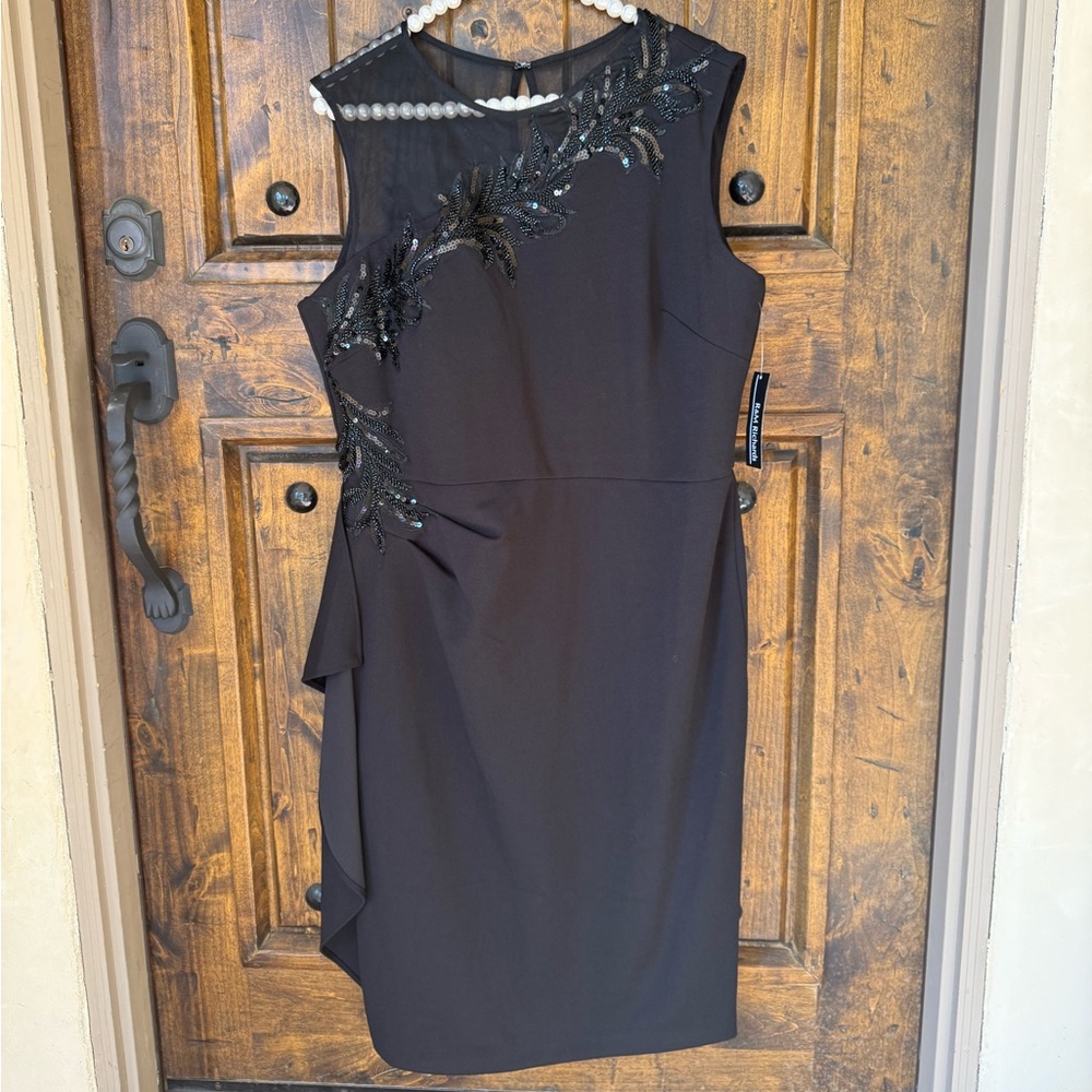 R&M Richards Beautiful Black Dress Sequins Beaded Special Occasions Sz 16 NWT